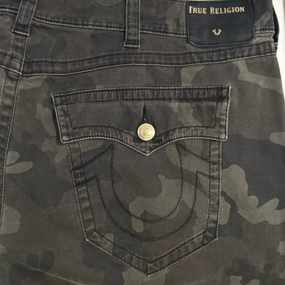 True Religion Other - True Religion Ricky Camouflage Green Jeans/Pants Size 44